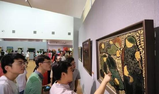 南昌舉辦歷屆全國美展江西優秀漆畫展(圖3)